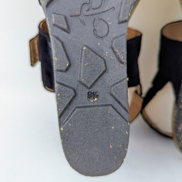 OTBT Peasant Wedge Platform Slingback Sandal Suede Leather Black 9.5M NIB - Picture 11 of 16